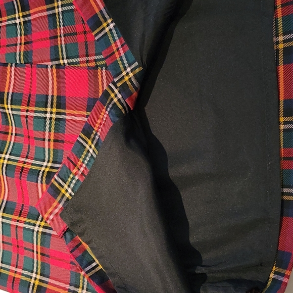 Massimo Fabro Italy Beautiful classic skirt excellent material. - Picture 12 of 12